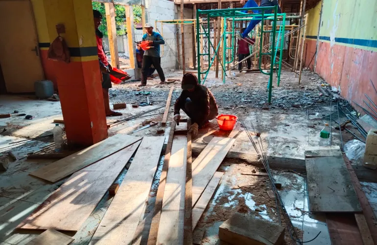 Proyek Rungkut 4
